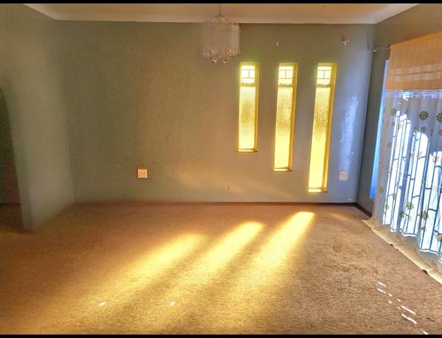 4 BEDROOM HOUSE FOR SALE IN GLEN HARVIE